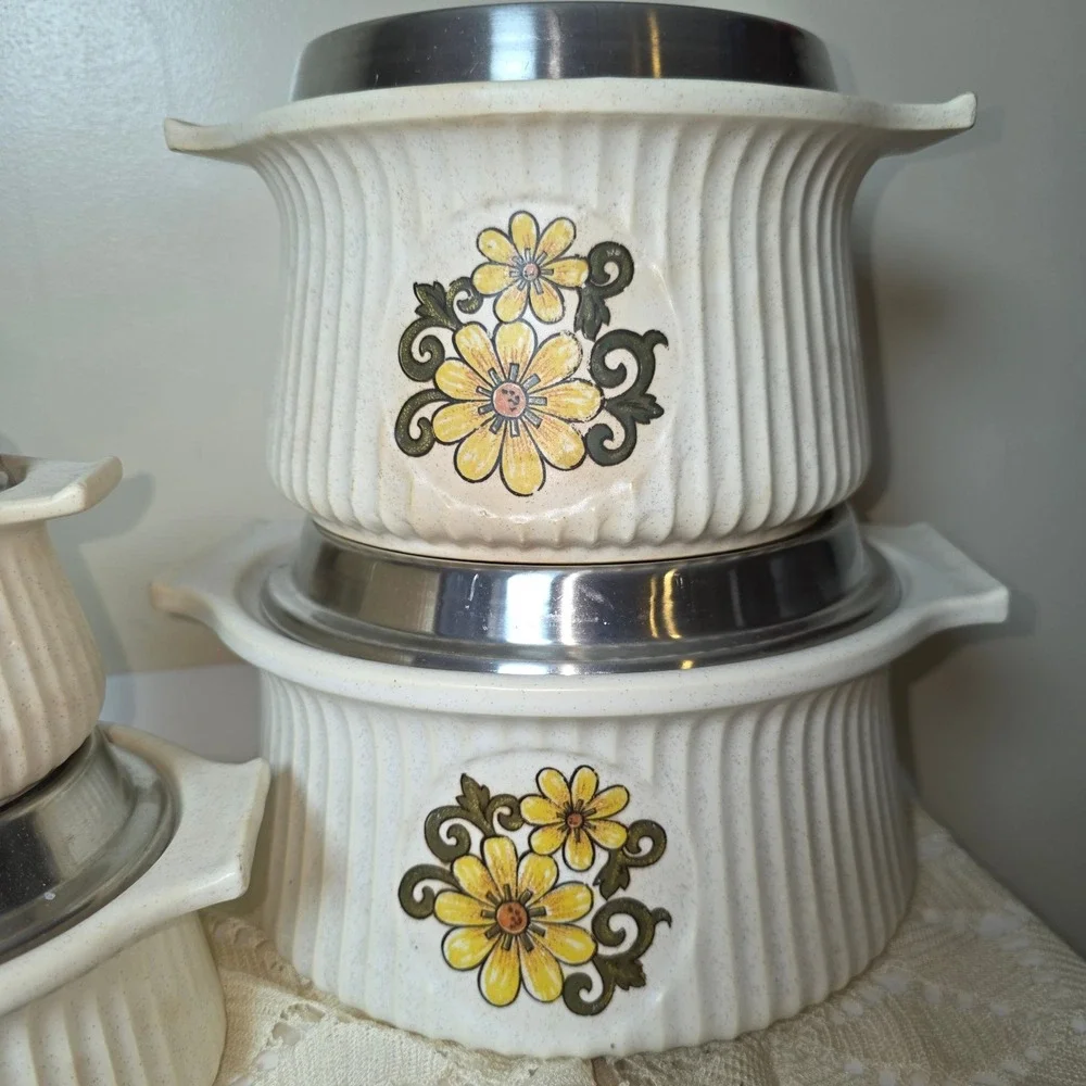 Vintage Festive by International‎ Stoneware Casserole Dish Set Yellow Daisy 6pc